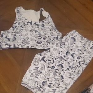 Avia Kids Matching Set in Gray and White Camo